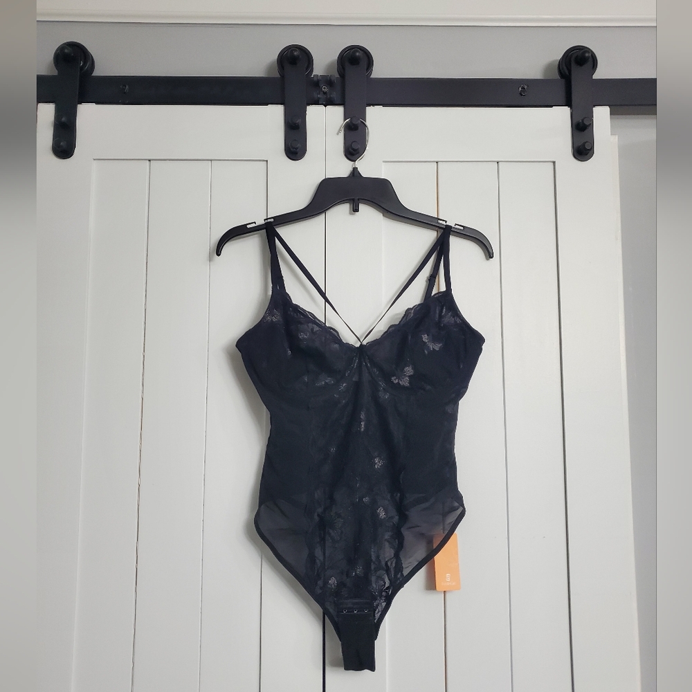 Elegant Black Shapewear Bodysuit